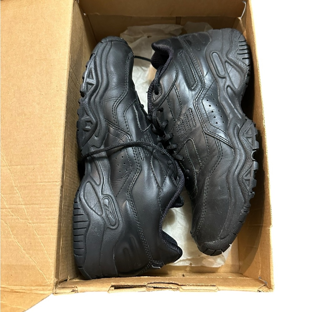 Reebok Anvil VII Black Leather Sneakers Womens Size 8